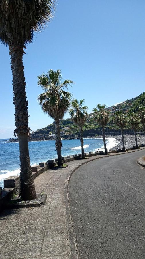 Appartamento Lazy Lizard By The Ocean Seixal  Esterno foto