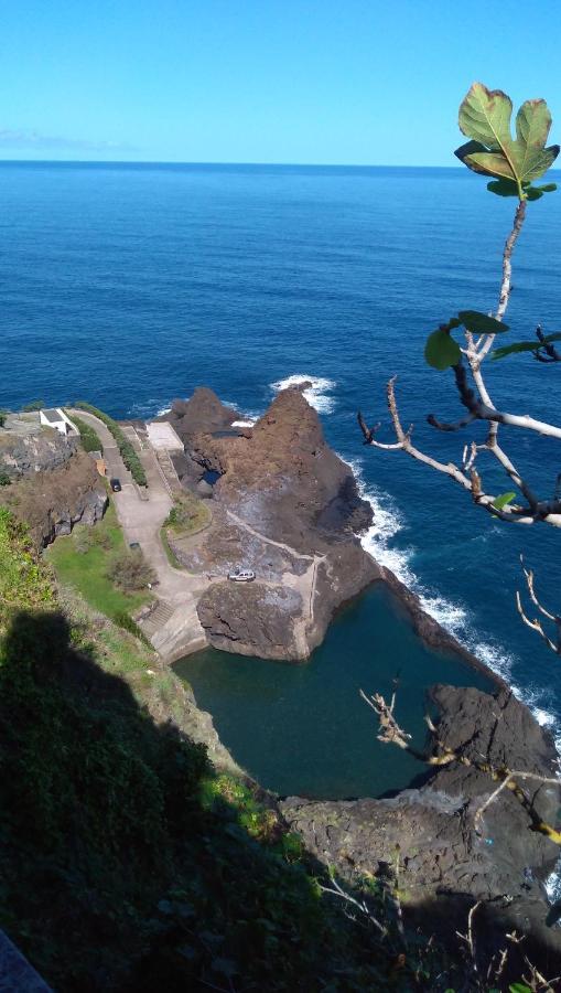 Appartamento Lazy Lizard By The Ocean Seixal  Esterno foto