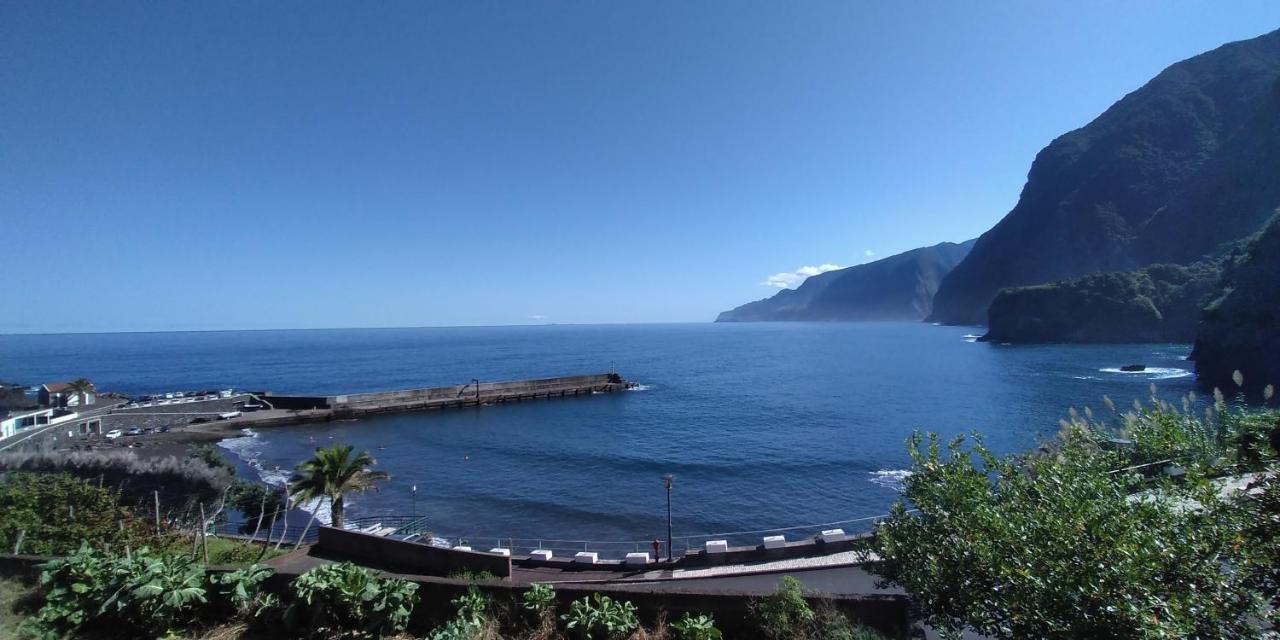 Appartamento Lazy Lizard By The Ocean Seixal  Esterno foto