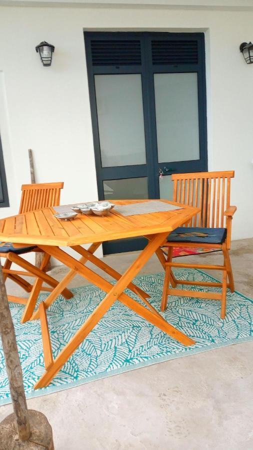 Appartamento Lazy Lizard By The Ocean Seixal  Esterno foto