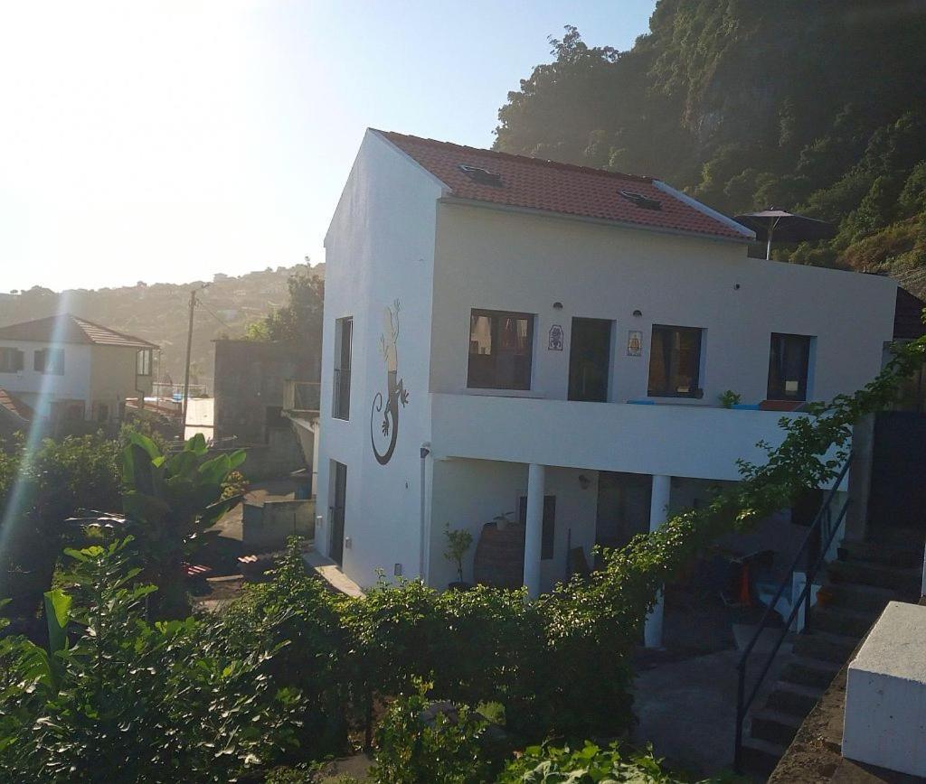 Appartamento Lazy Lizard By The Ocean Seixal  Esterno foto